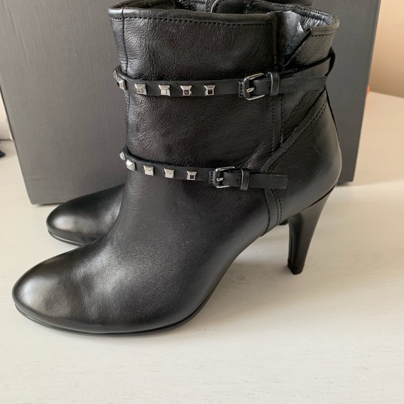 Ecco Boots - Picture 5 of 7